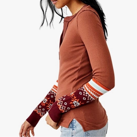 🥳HP🥳 Free People Mikah Layering Cuff Thermal Top - Picture 2 of 12